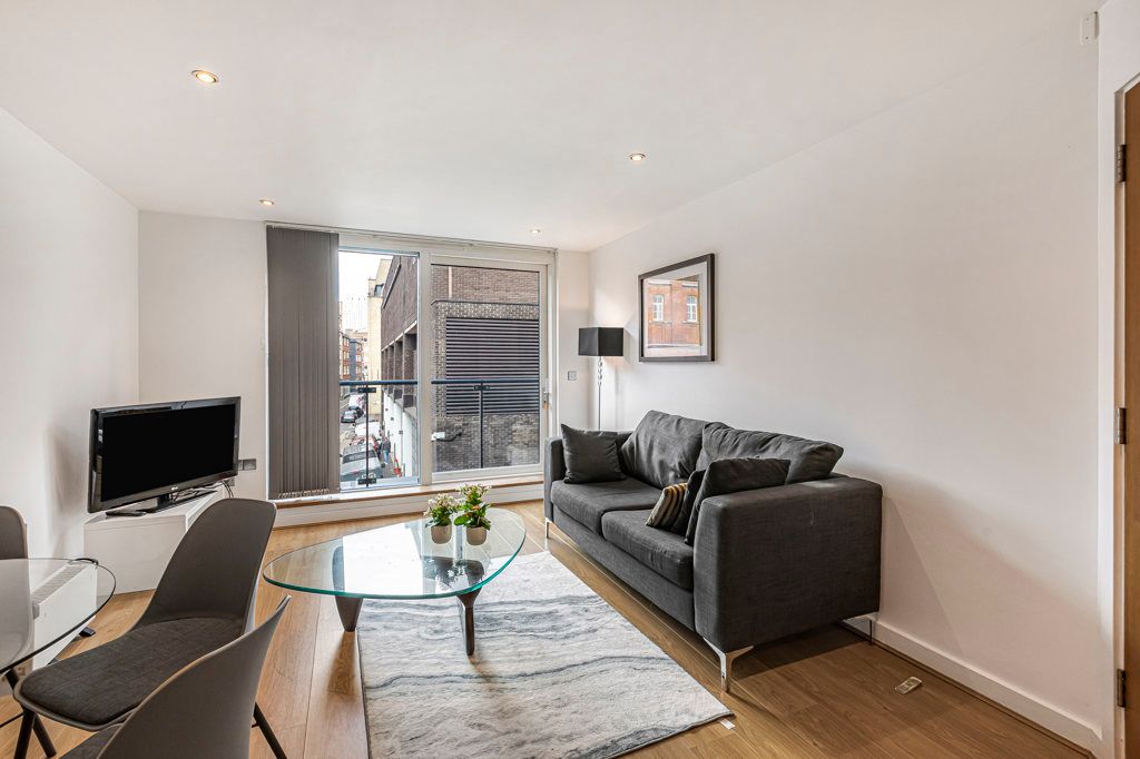 Property photo 3 of 16 Reception Room