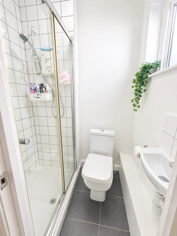 Property photo 3 of 4