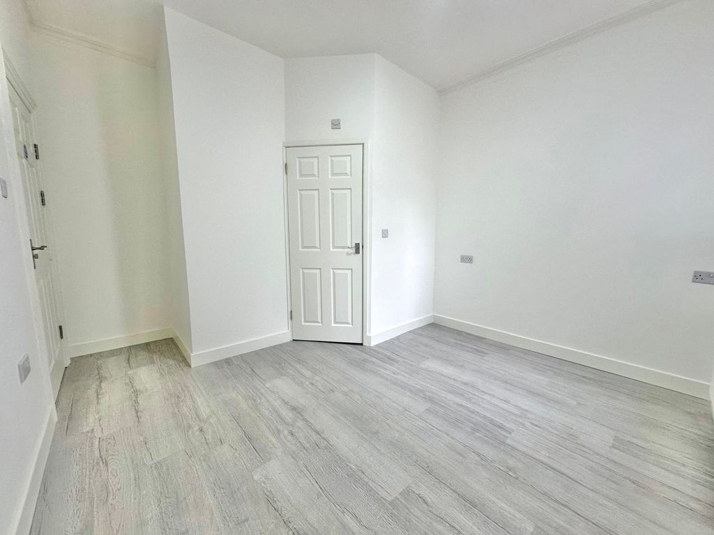 Property photo 2 of 11 Img_6366