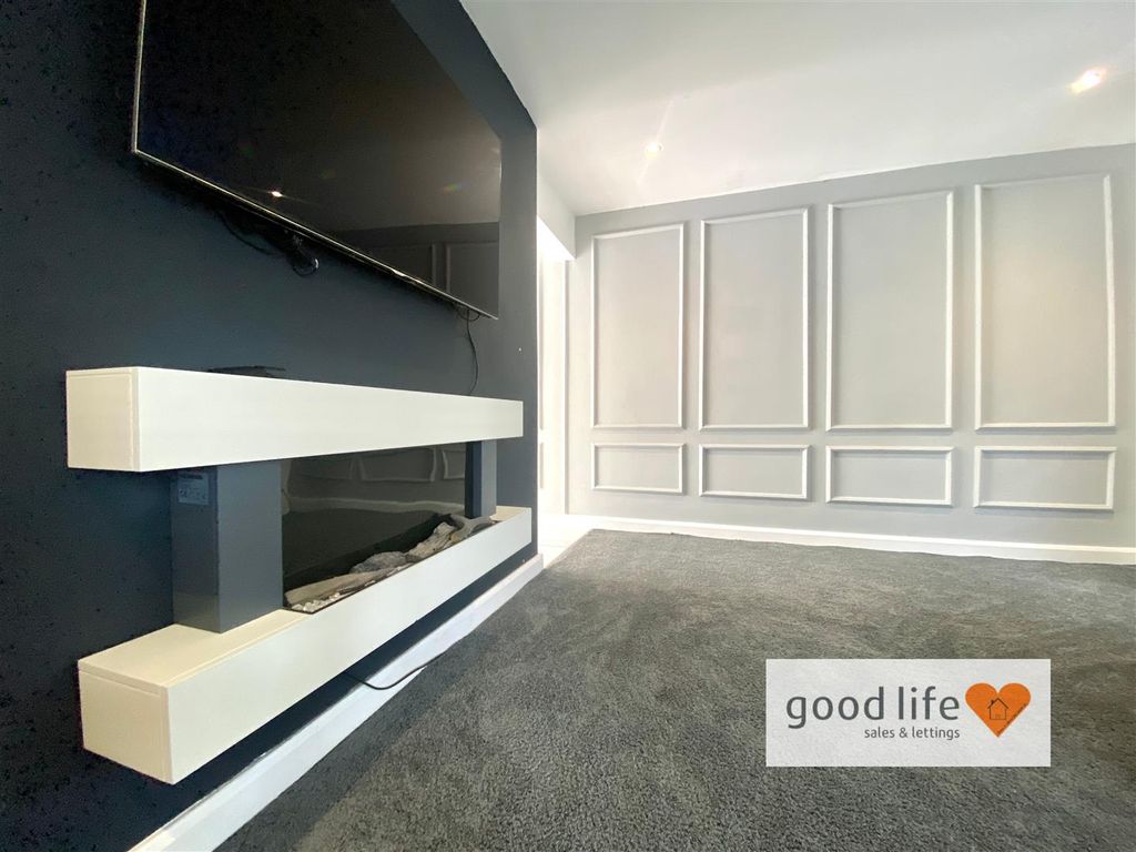 Property photo 2 of 20 20250917_114149308_Ios25Springwell.Jpg
