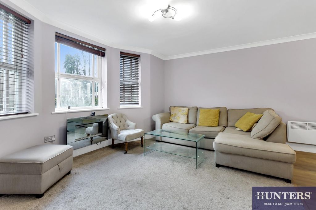 Property photo 1 of 11 Reception