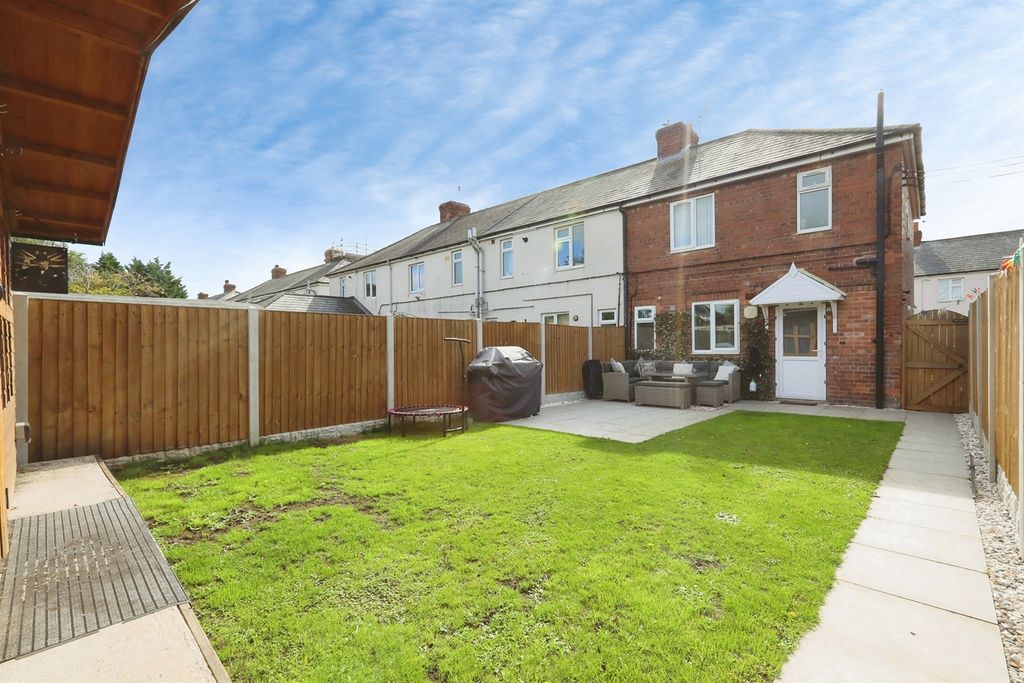 Property photo 2 of 14