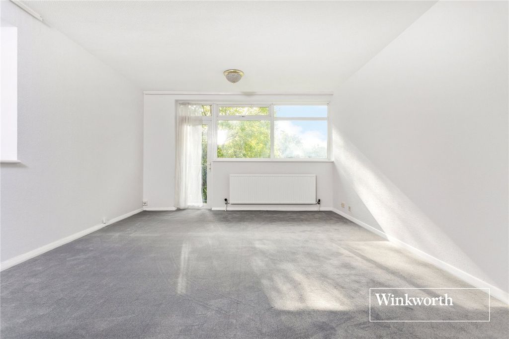 Property photo 3 of 15 Picture No. 13