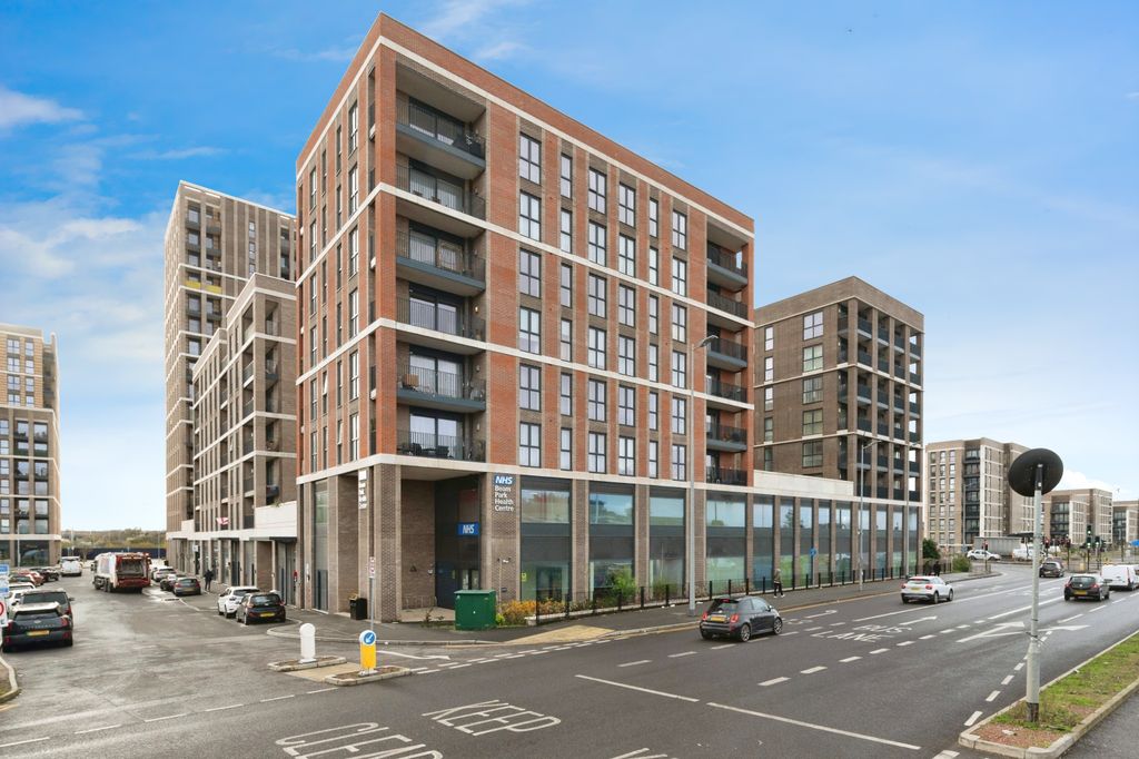 Property photo 1 of 15