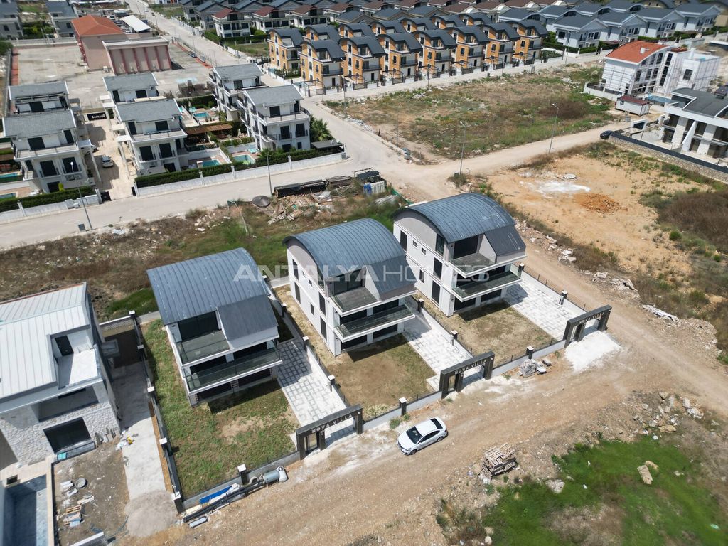 Property photo 1 of 29