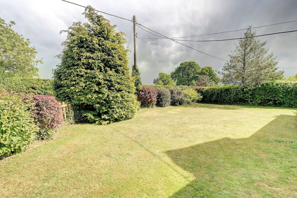 Property photo 3 of 18 Picture No. 29