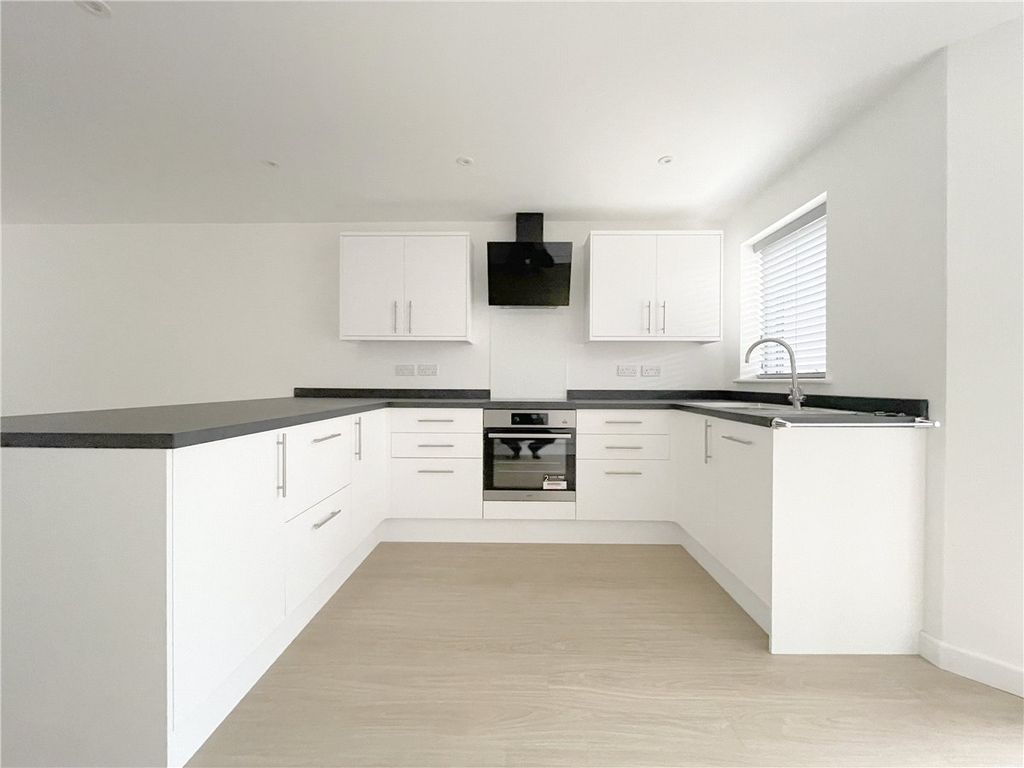 Property photo 2 of 11 Picture No. 07