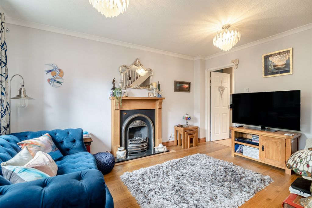 Property photo 3 of 22