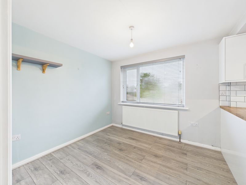 Property photo 3 of 14 Dining Area