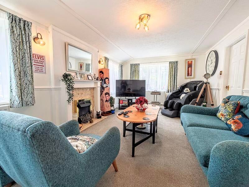 Property photo 3 of 15