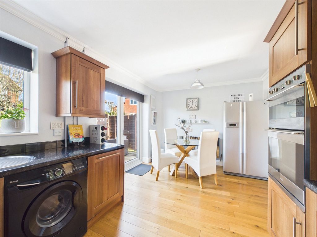 Property photo 3 of 20 Picture No. 25