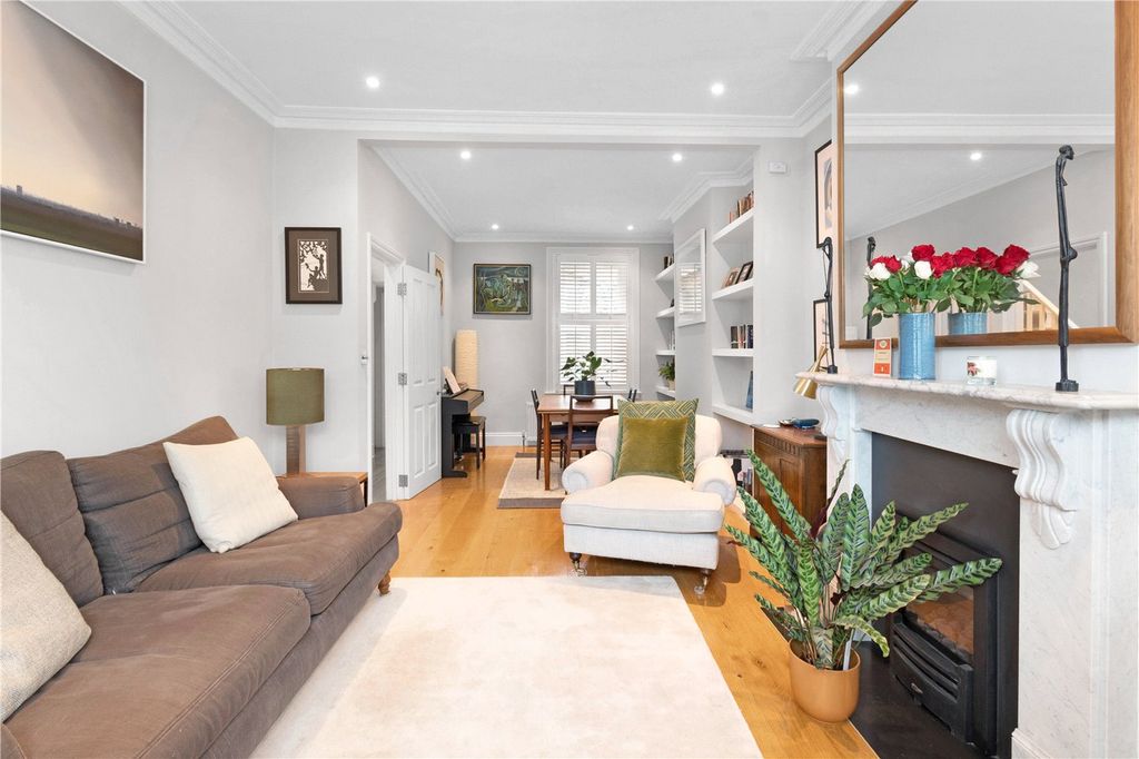 Property photo 1 of 15 Reception