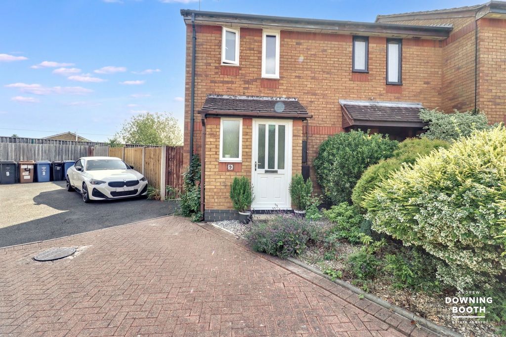 Property photo 1 of 17