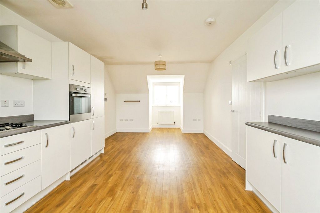Property photo 2 of 17 Picture No. 75