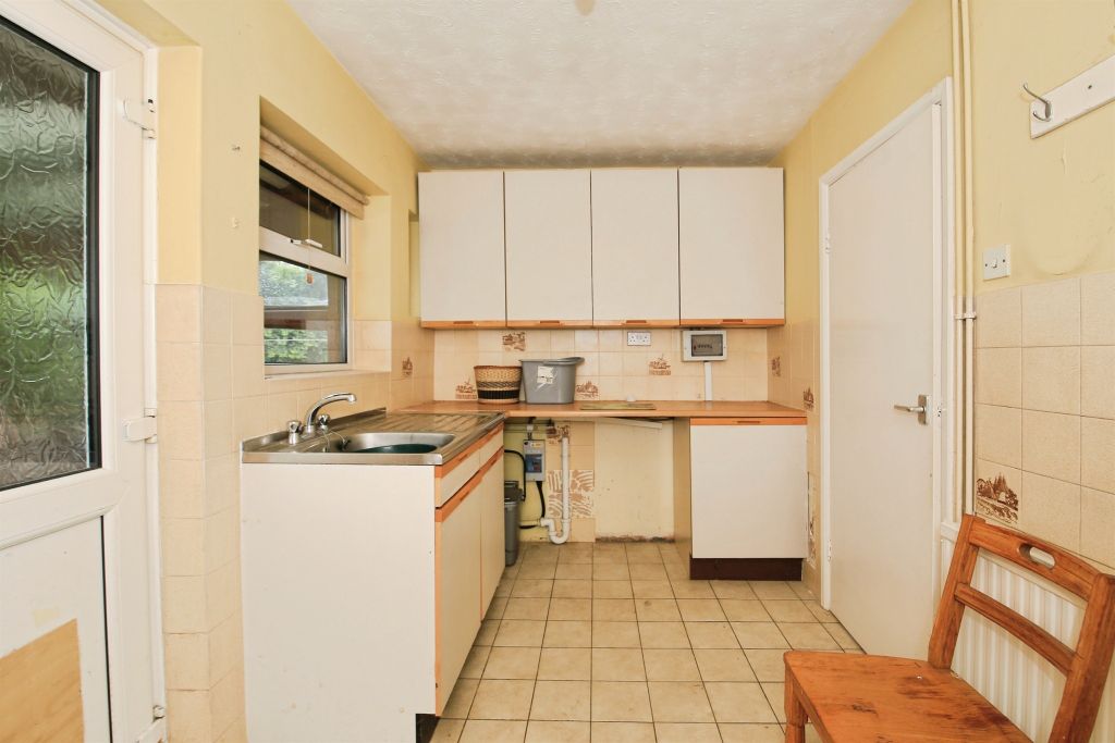 Property photo 2 of 20