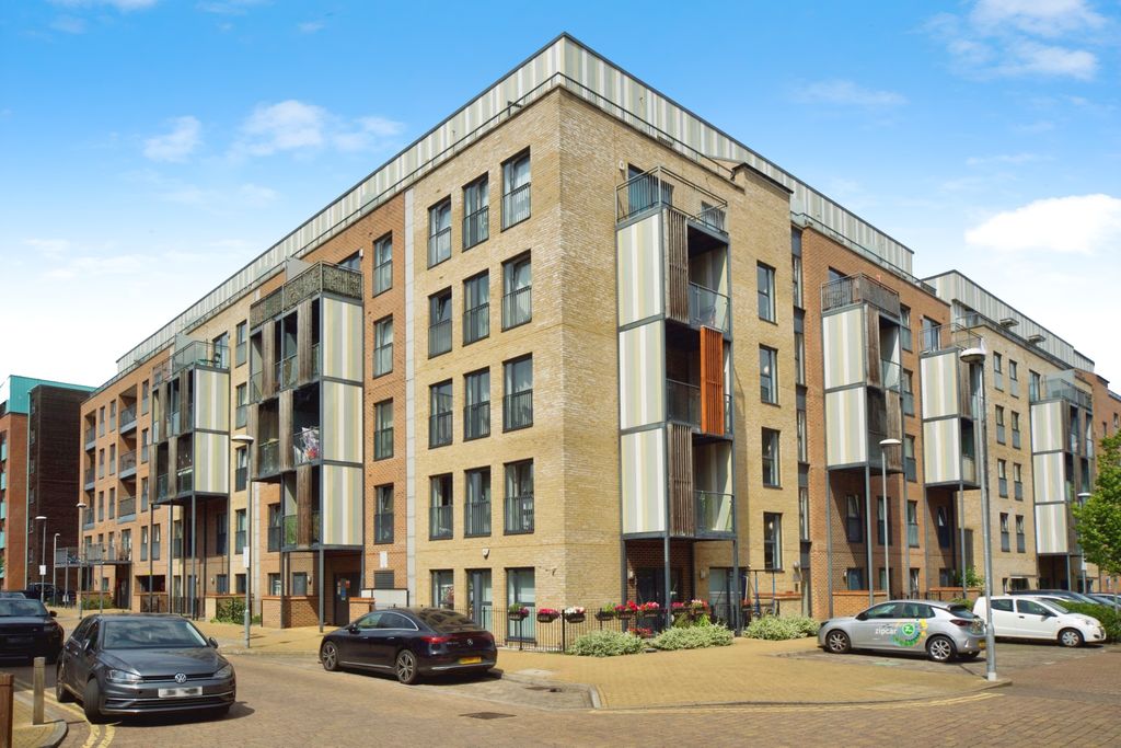 Property photo 1 of 19