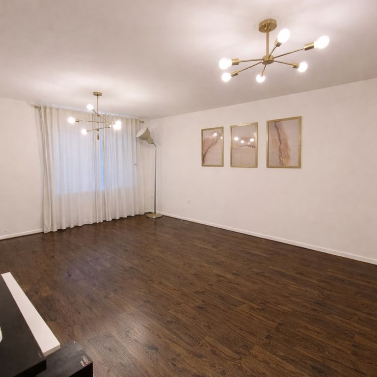 Property photo 2 of 6 d3166Fe3-d6B3-4686-8E63-Afeb8Fd71F0E