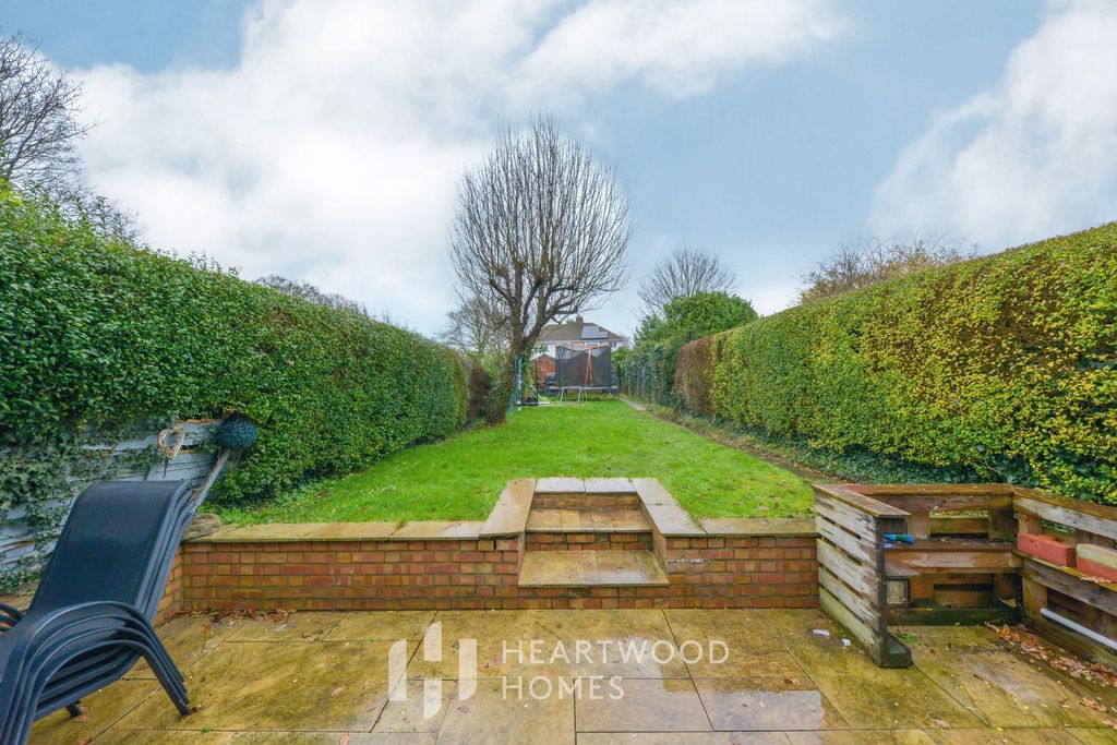 Property photo 3 of 20