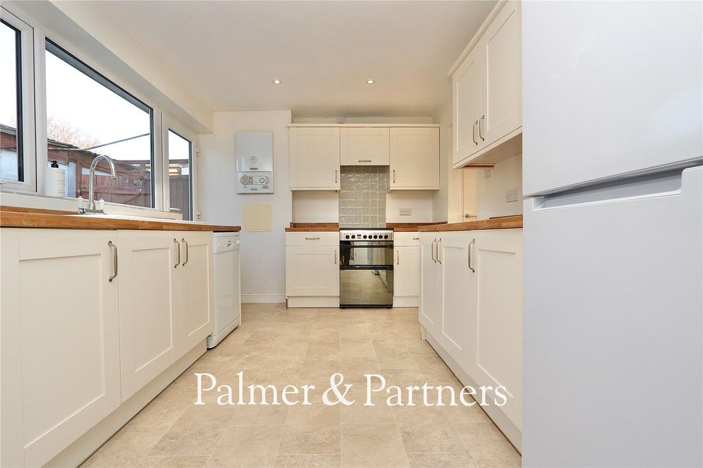 Property photo 2 of 22 Picture No. 03