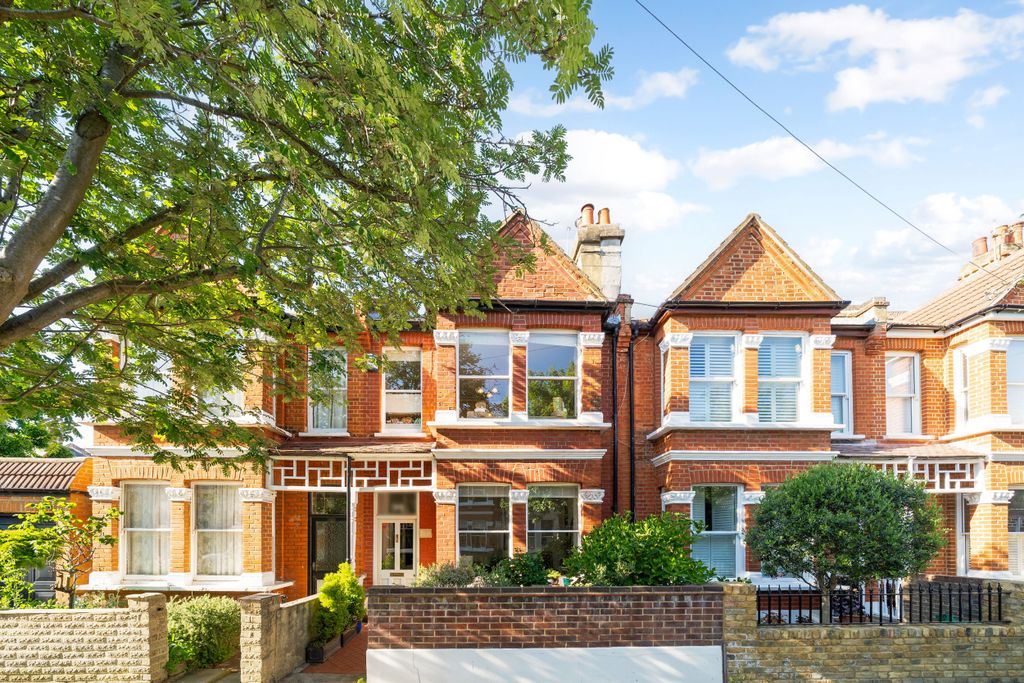 Property photo 1 of 19