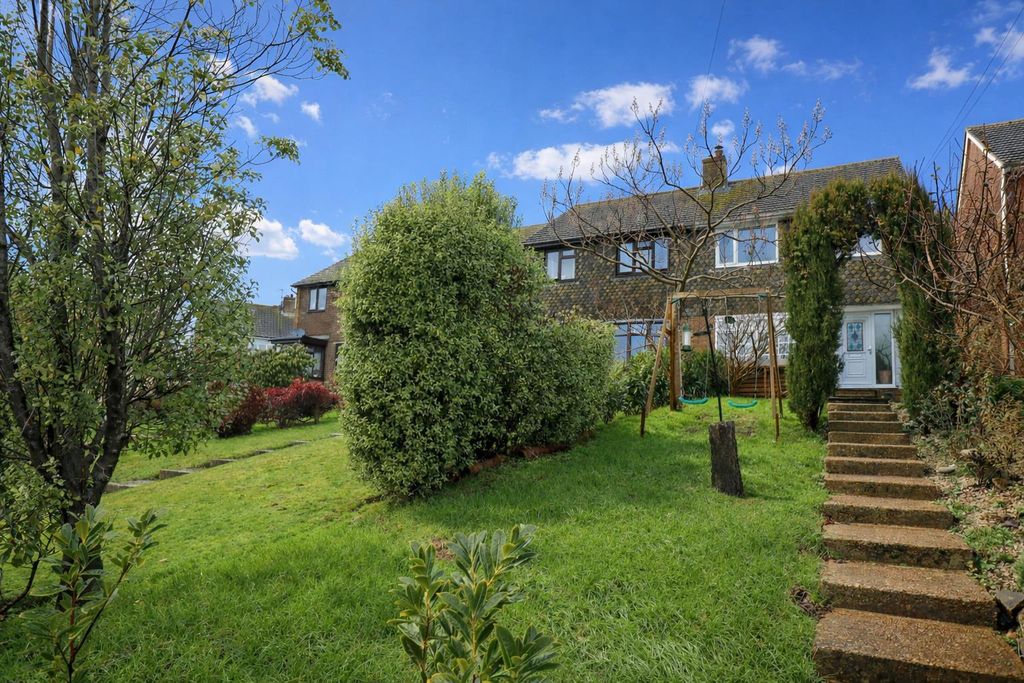 Property photo 1 of 15 B7643Db0-4Cf3-4F79-B3Ed-252428153968.Png