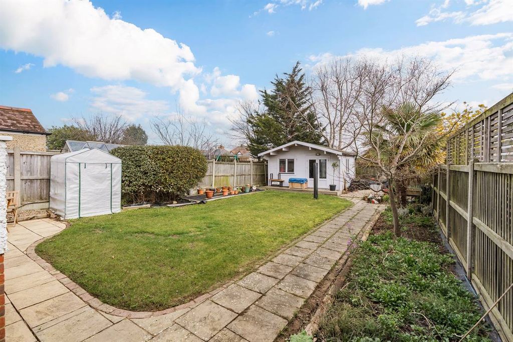 Property photo 3 of 29