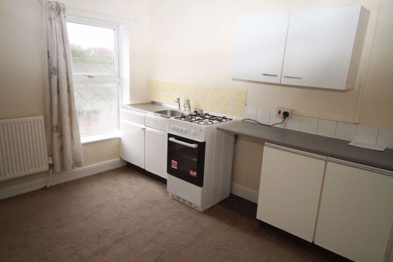 Property photo 2 of 4 Kitchen