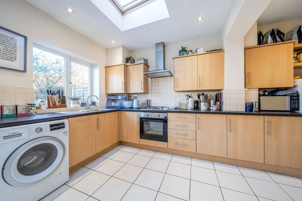 Property photo 2 of 10 Picture No. 26