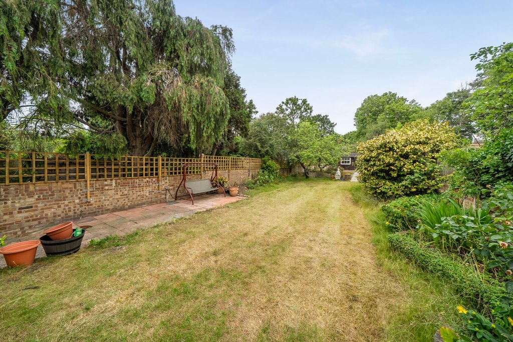 Property photo 3 of 20