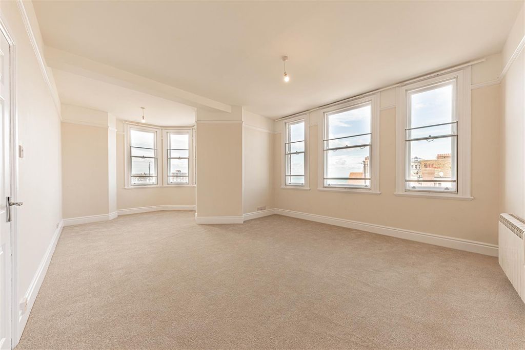 Property photo 2 of 33 L J Imaging-29.Jpg
