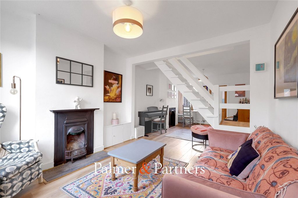 Property photo 2 of 19 Picture No. 02