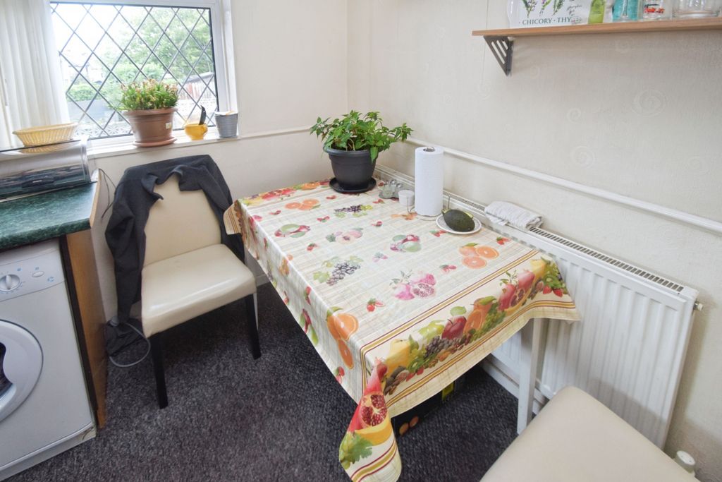 Property photo 3 of 10 8B1Db792-Dining