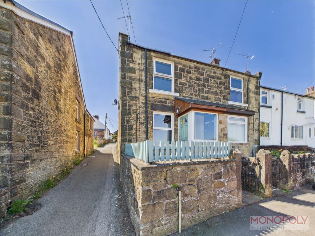 Property photo 1 of 39 Cam04439G0-Pr0044-Still055.Jpg