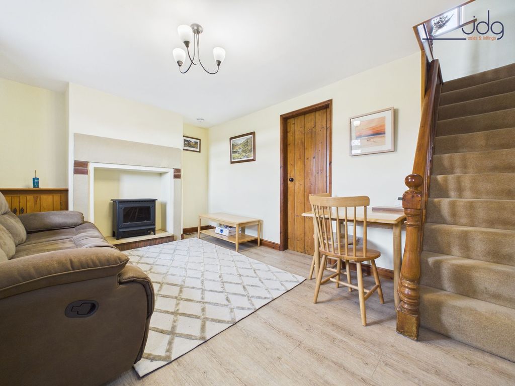 Property photo 2 of 18 Living Room