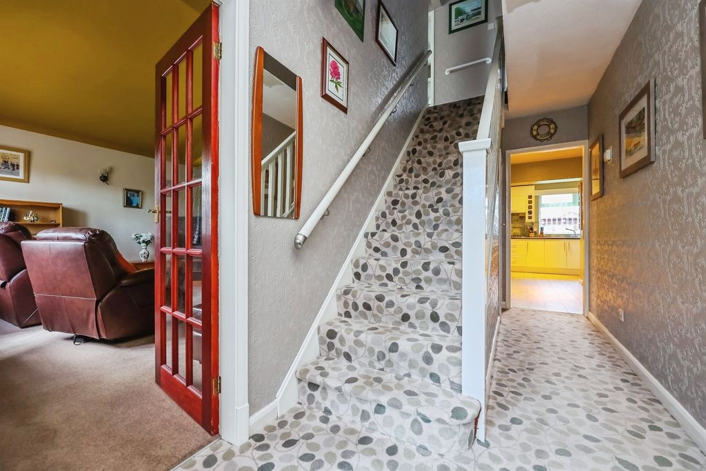 Property photo 3 of 21