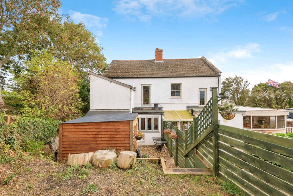 Property photo 3 of 16