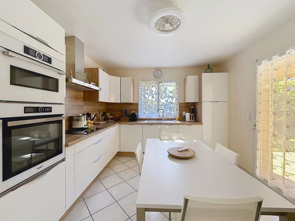 Property photo 3 of 15 053A5cd477Cf6850Ad5c0Ed5E890794c_0015B2588d_2896-Big