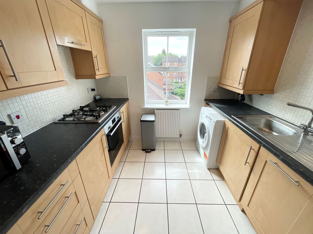 Property photo 2 of 12