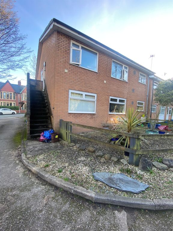 Property photo 2 of 9