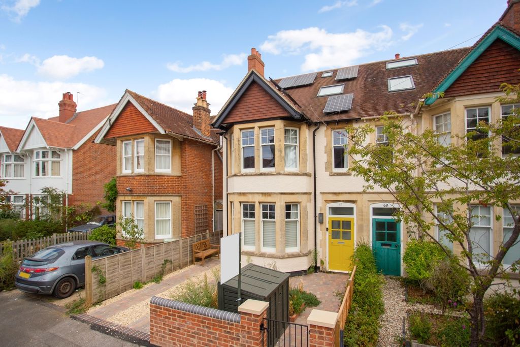 Property photo 1 of 22 1