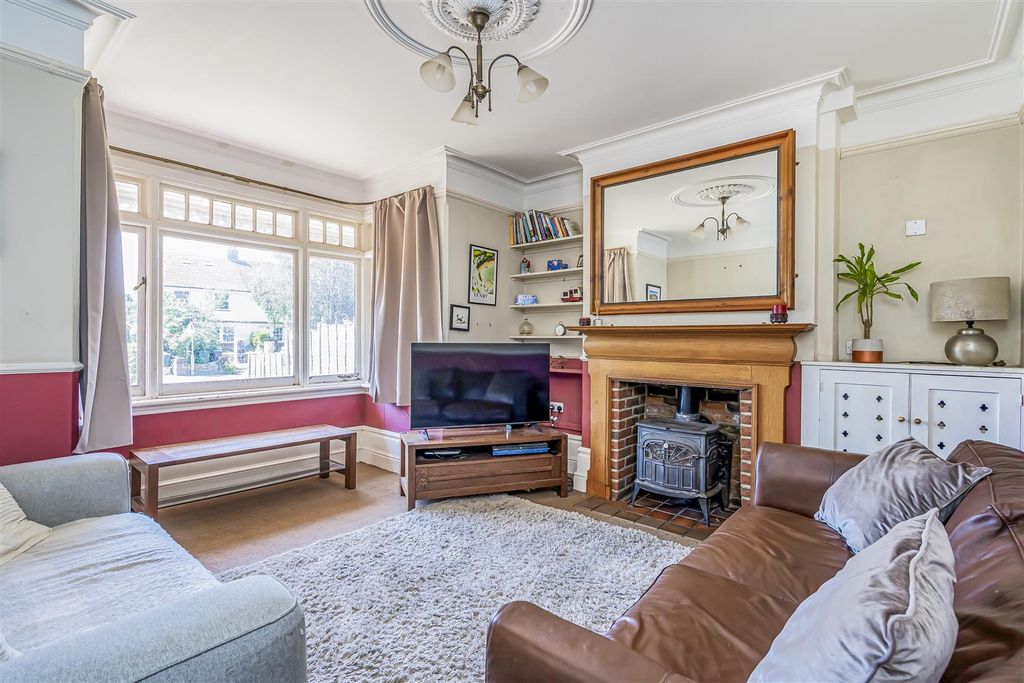 Property photo 2 of 16 Main Road, Southbourne-Porticomarketing-Nexa-2.Jpg
