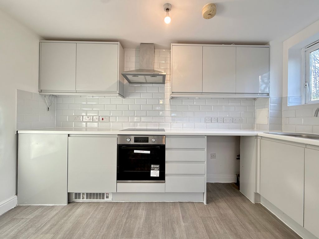 Property photo 3 of 7 Annex