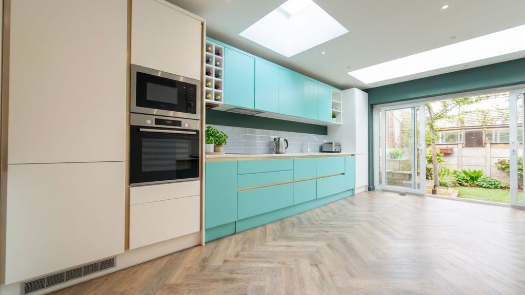 Property photo 3 of 11