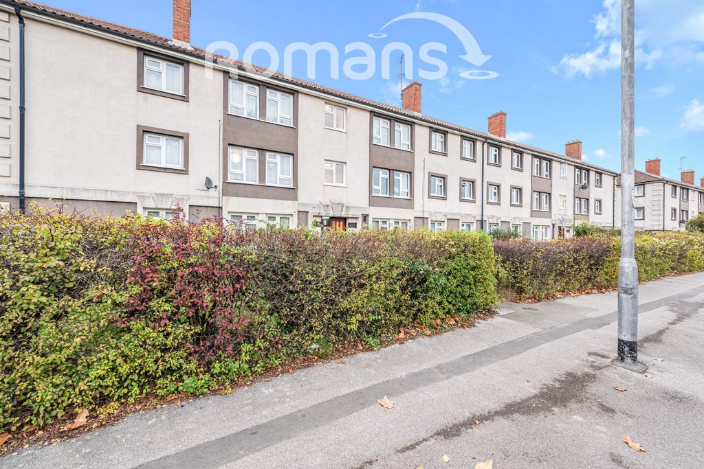 Property photo 1 of 10 Front 3