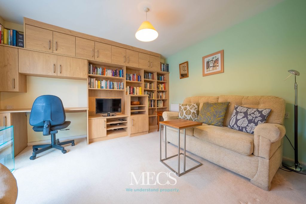 Property photo 3 of 15 4433164