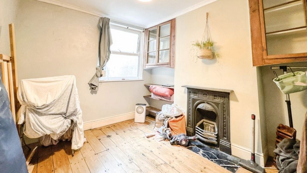 Property photo 3 of 14 Pbox-Img.Jpg