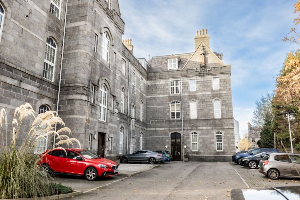 Property photo 2 of 13 Photo 2