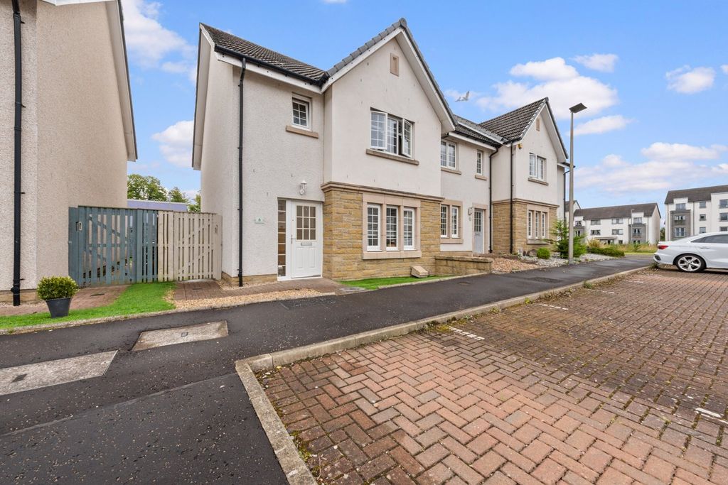 Property photo 1 of 31