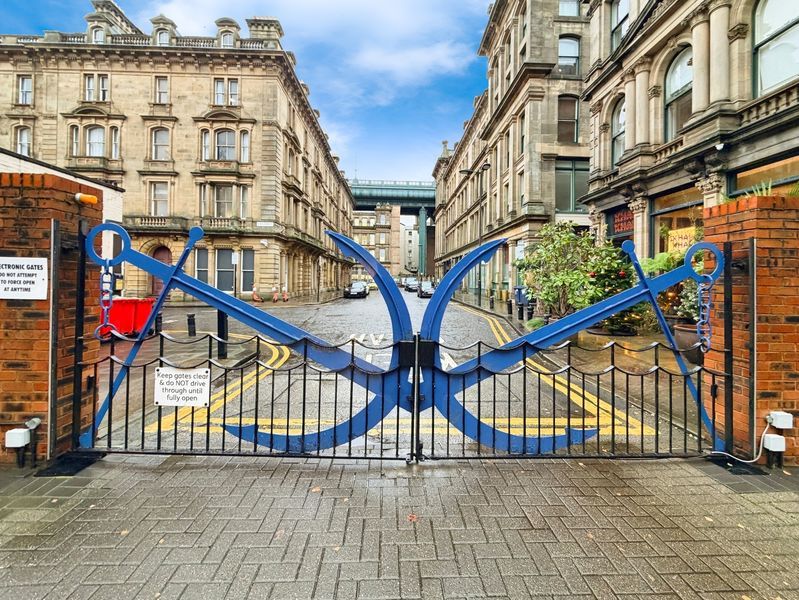 Property photo 2 of 14 Photo 3