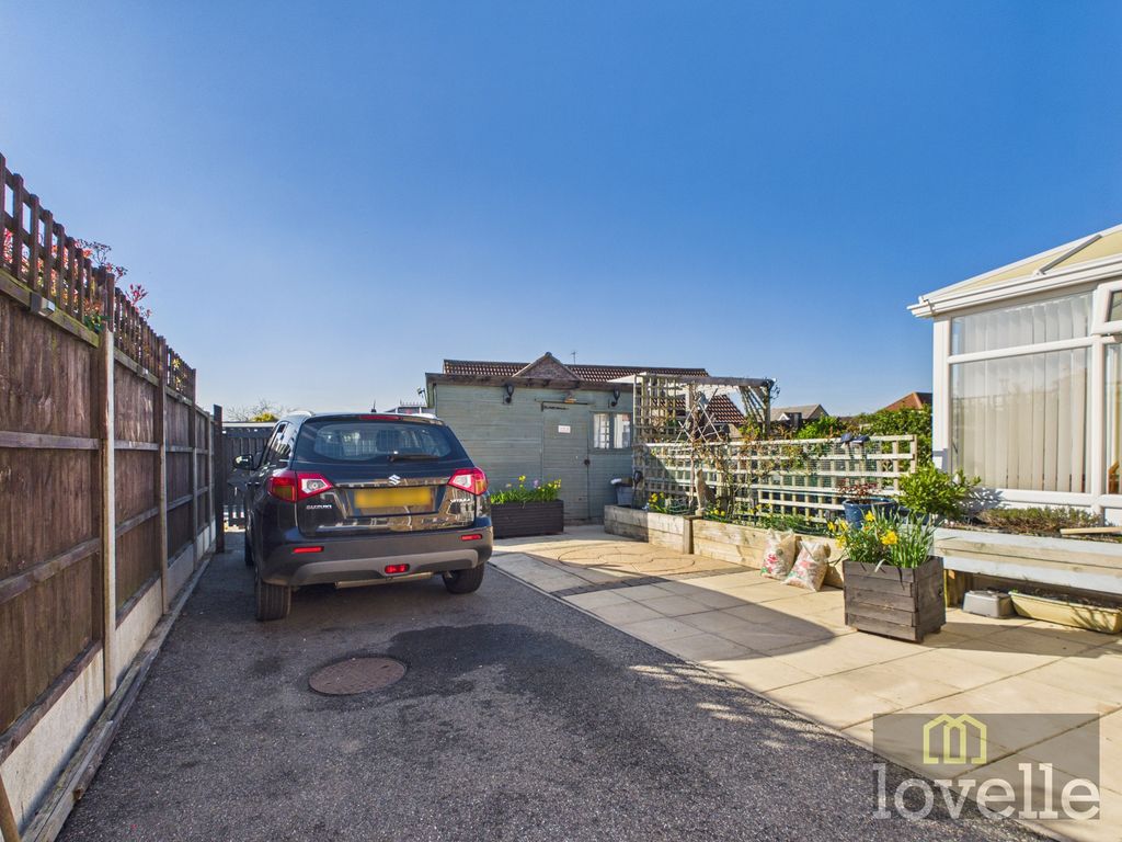 Property photo 2 of 15